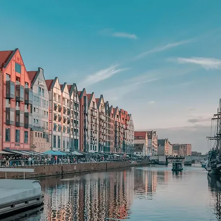 Ξενοδοχείο με διαμερίσματα Deo Plaza - Old Town By Renters