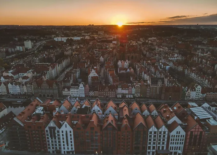 Deo Plaza - Old Town By Renters 4* Γκντανσκ