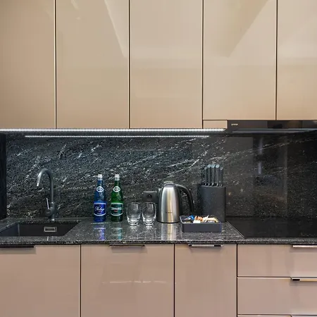 Appart hôtel Deo Plaza - Old Town By Renters 4*