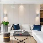 Deo Plaza - Old Town By Renters アパートホテル