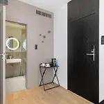 Deo Plaza - Old Town By Renters